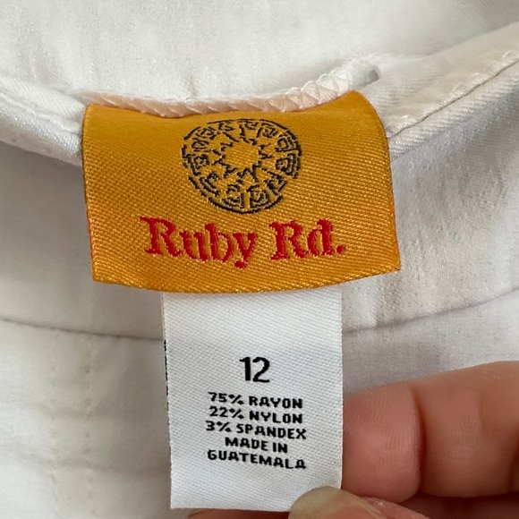 Ruby Rd. White Pants - Picture 2 of 8